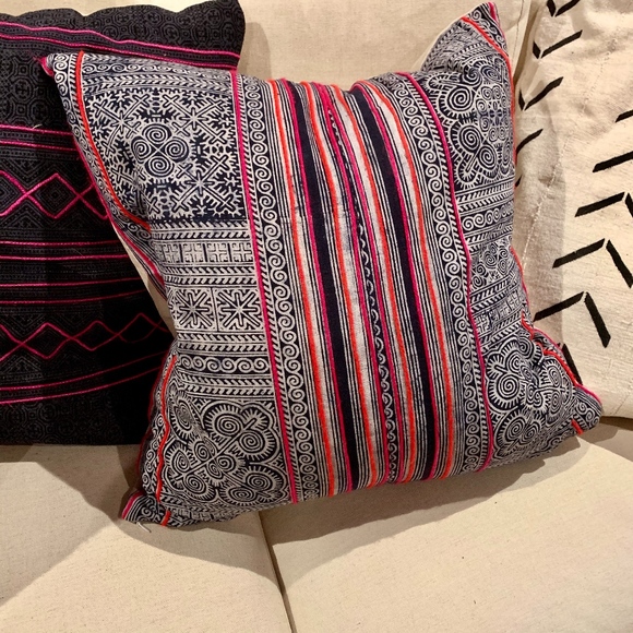 Embroidered Hmong Pillowcase - Picture 1 of 1